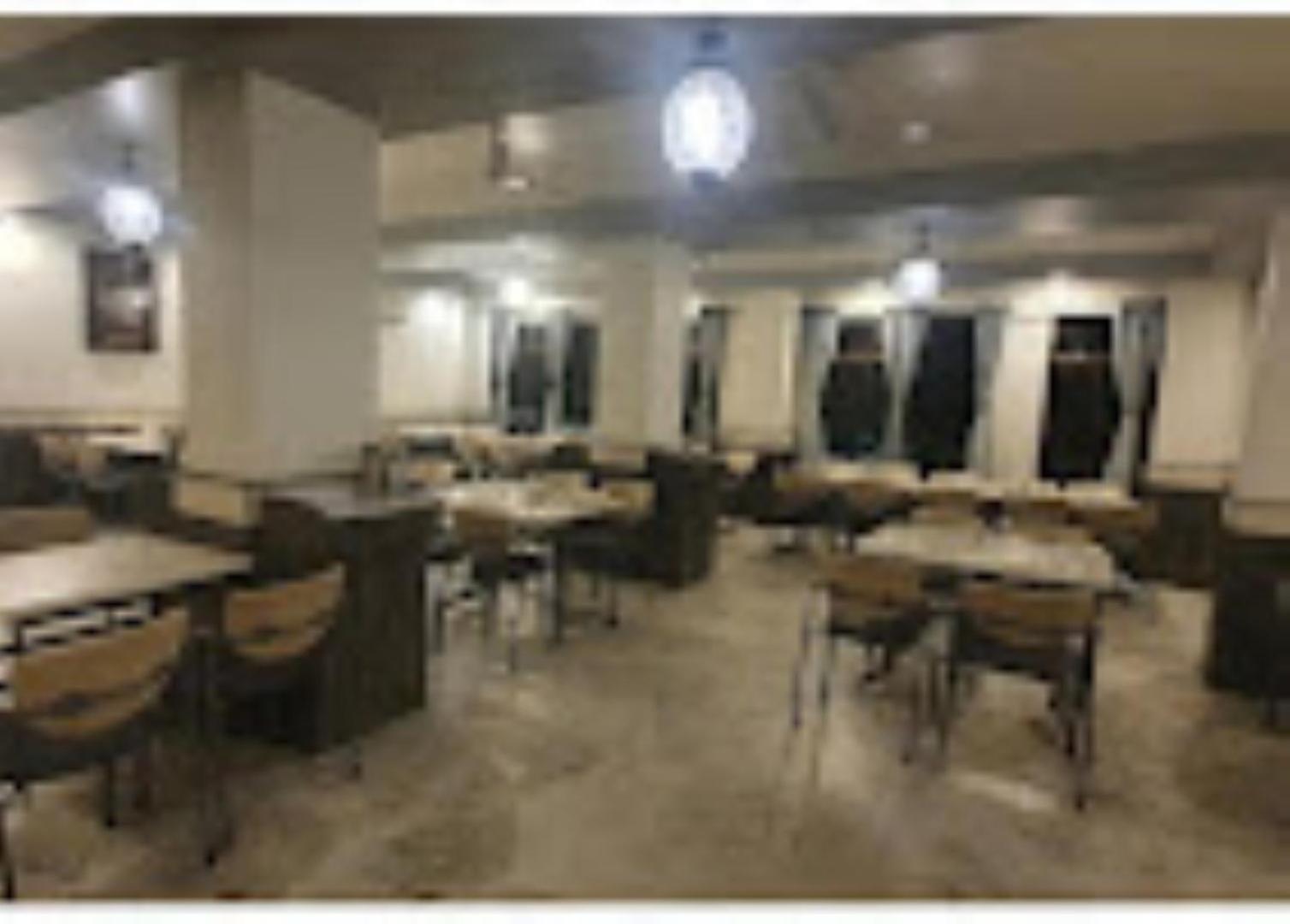 Hotel Pritam Palace , Dhule 외부 사진